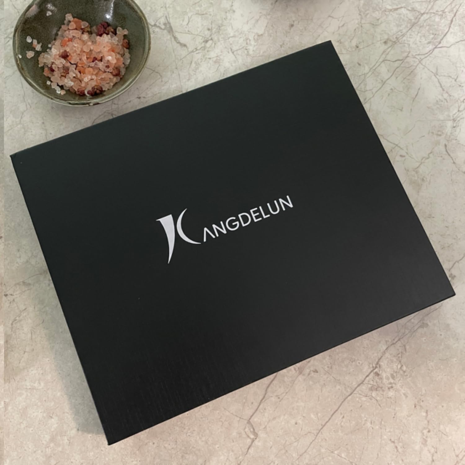 kangdelun Série Natura Ensemble de 6 couteaux à steak dentelés de 11,5 cm, en acier inoxydable à haute teneur en carbone, manche en bois couleur bois naturel
