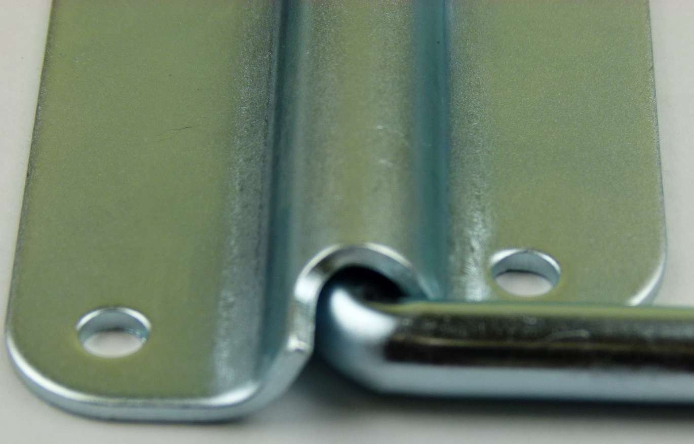 Adam Hall Hardware 3440 M24 AH - 24er Set Klappgriff / Kistengriff silber 4-Loch zweiteilig
