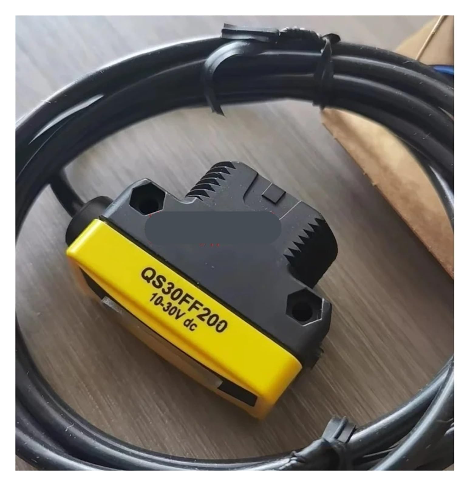 XGINGWRPJ QS30FF200 Sensor