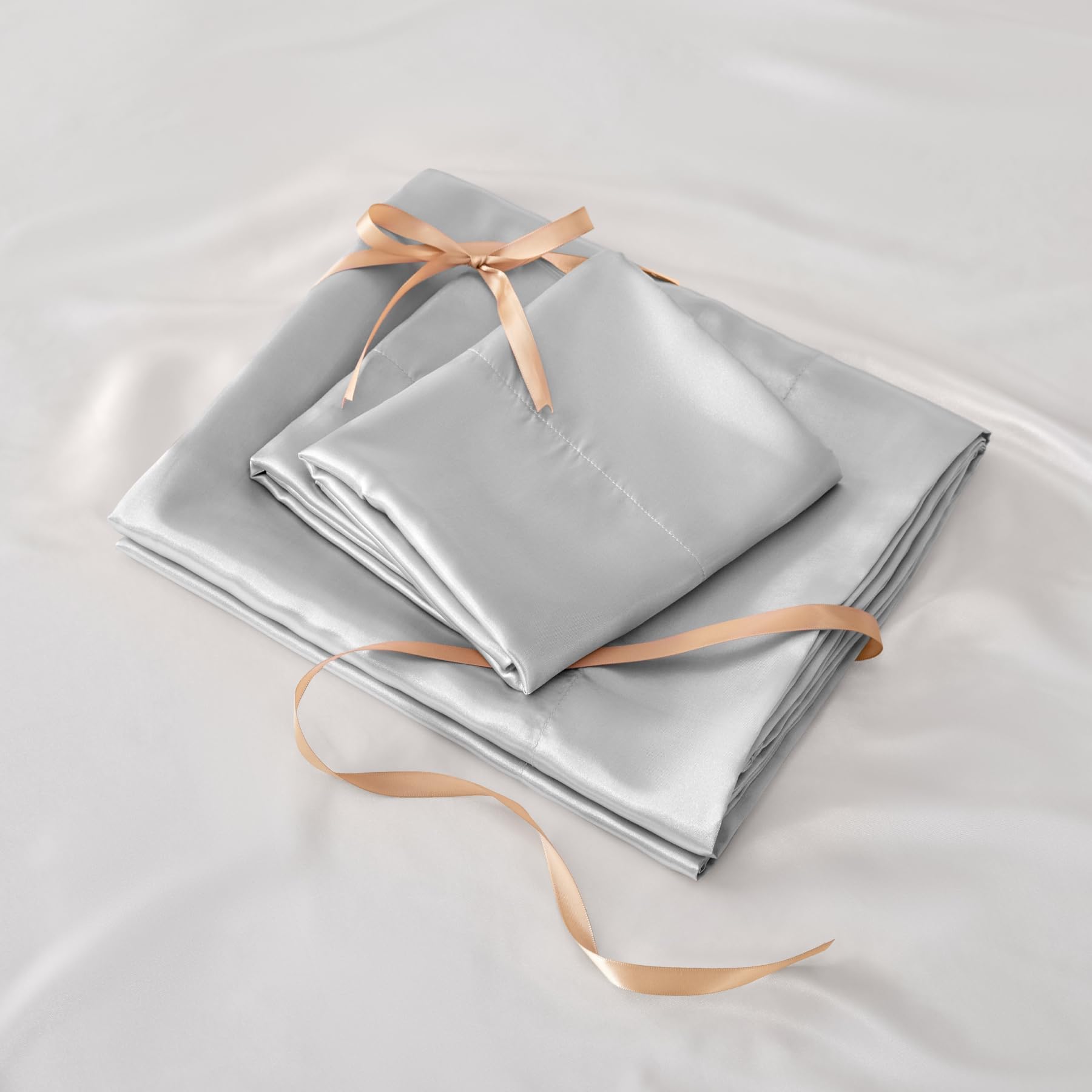 BEDELITE Satin Sheets Full Size Bed Set, Luxury Soft Grey Silky Sheets for Hair and Skin, Similar to Silk Bed Sheets Set 4 Pieces with 1 Deep Pocket Fitted Sheet, 1 Flat Sheet, and 2 Pillowcases