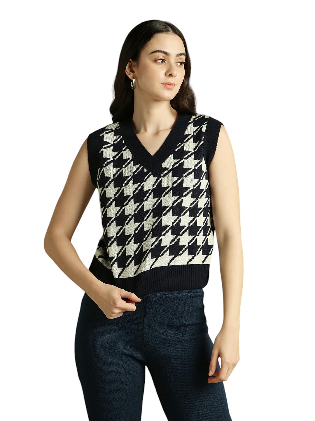 dl woman Regular Fit Acrylic Herringbone Sleeveless V-Neck Sweater Vest Sweater-picture-32