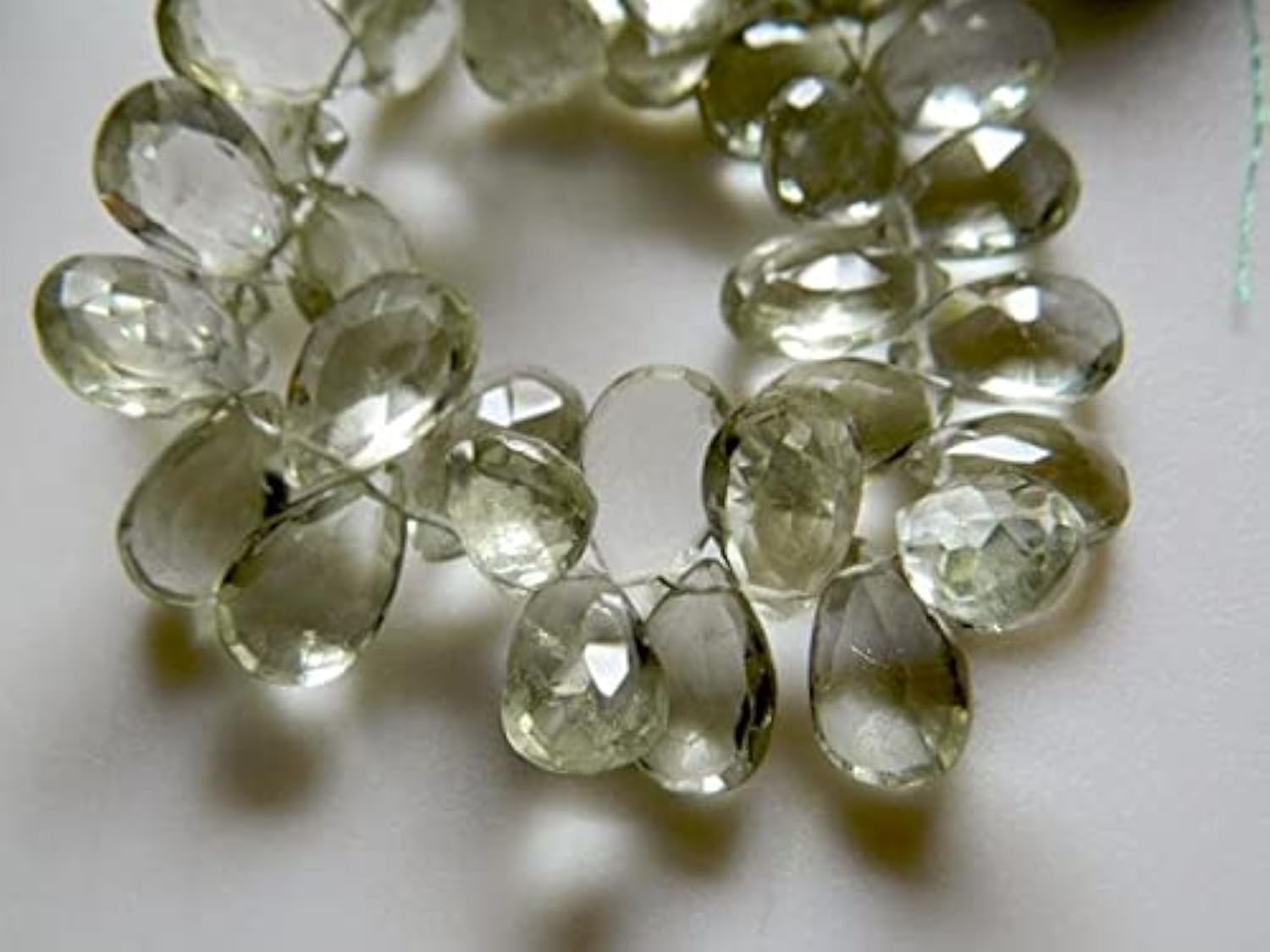 Perles Green Amethyst Beads en poire facettée de qualité supérieure pour colliers haut de gamme