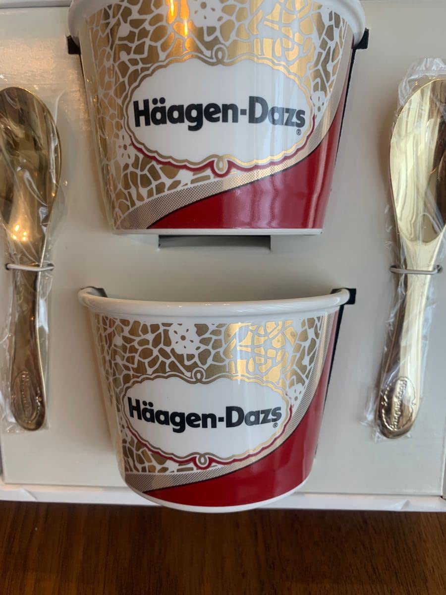 ハーゲンダッツ　スーパープレミアムクラブ　カップ＆スプーン　C　9370 Amazon.co.jp: レア ハーゲンダッツ スーパープレミアムクラブ