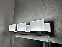 Review Image by Hardy Hardy