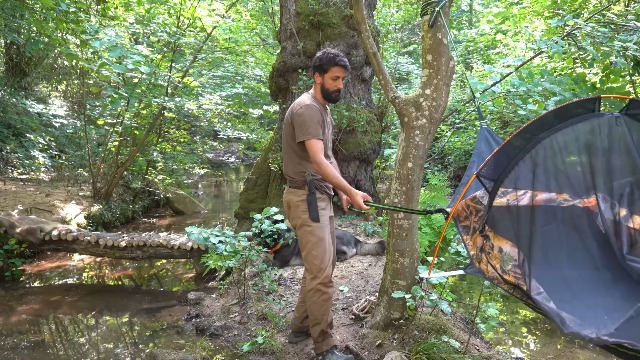 Night Cat Hängemattenzelt mit Flachem Boden für 1 Person mit Moskitonetz Wasserdichter Abdeckung und Zusätzlichem Stauraum Wandern Camping im Garten Hinterhof Wild Haustier