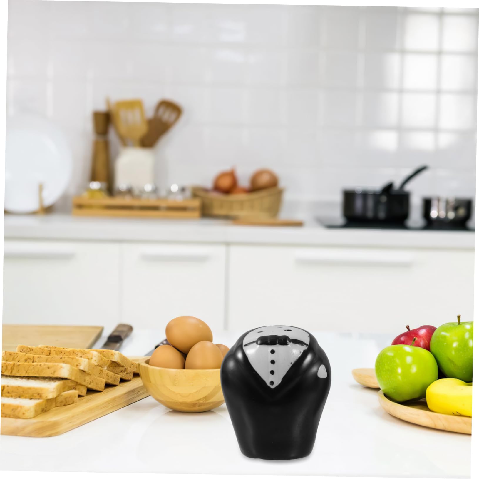 Unomor Set of 2 Ceramic Salt Pepper Jars Wedding Groom and Bride Seasoning Bottles for Kitchen