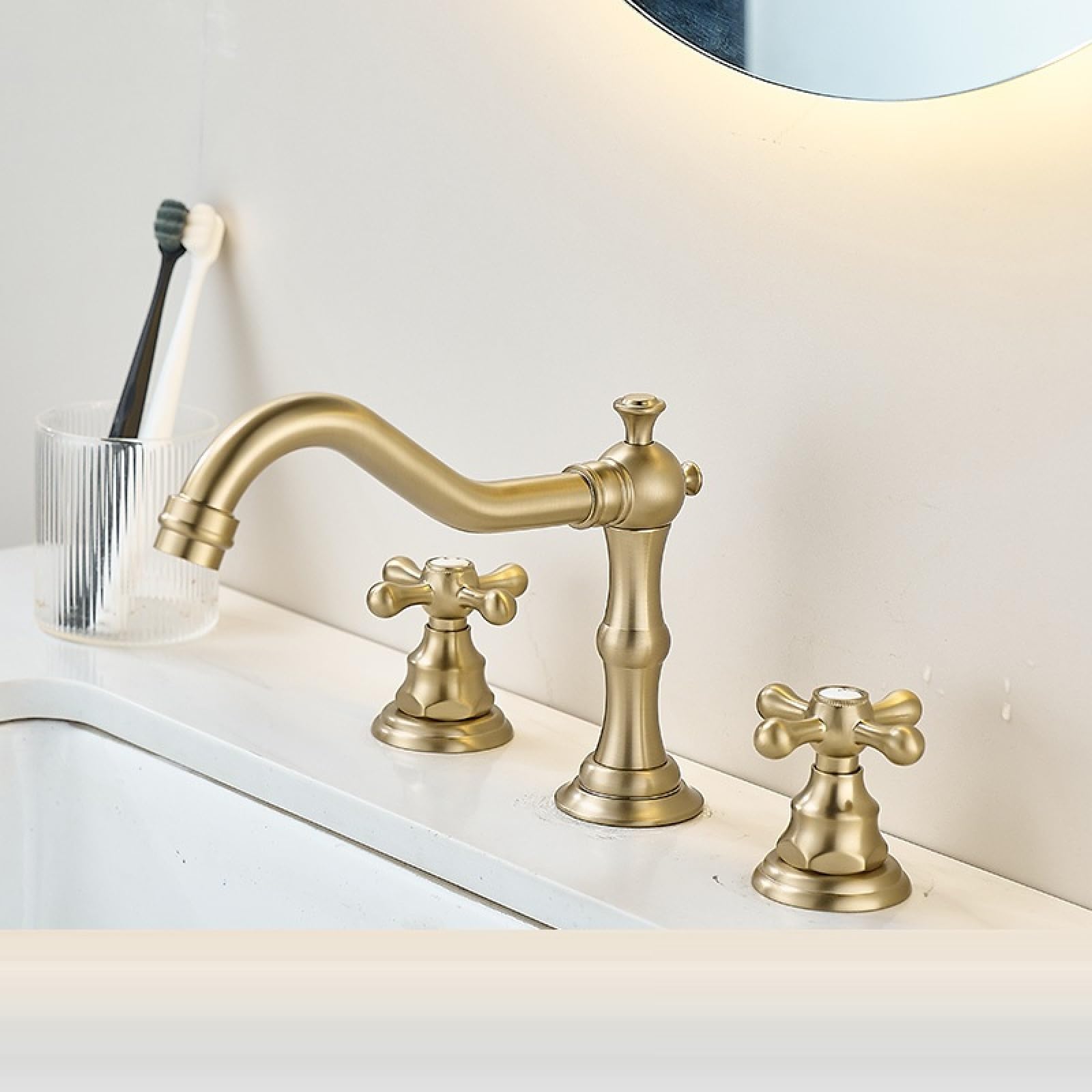 Fanjubei Seven Characters 2 Golden Bathroom Copper Split Three-Hole Hot And Cold Basin Faucet