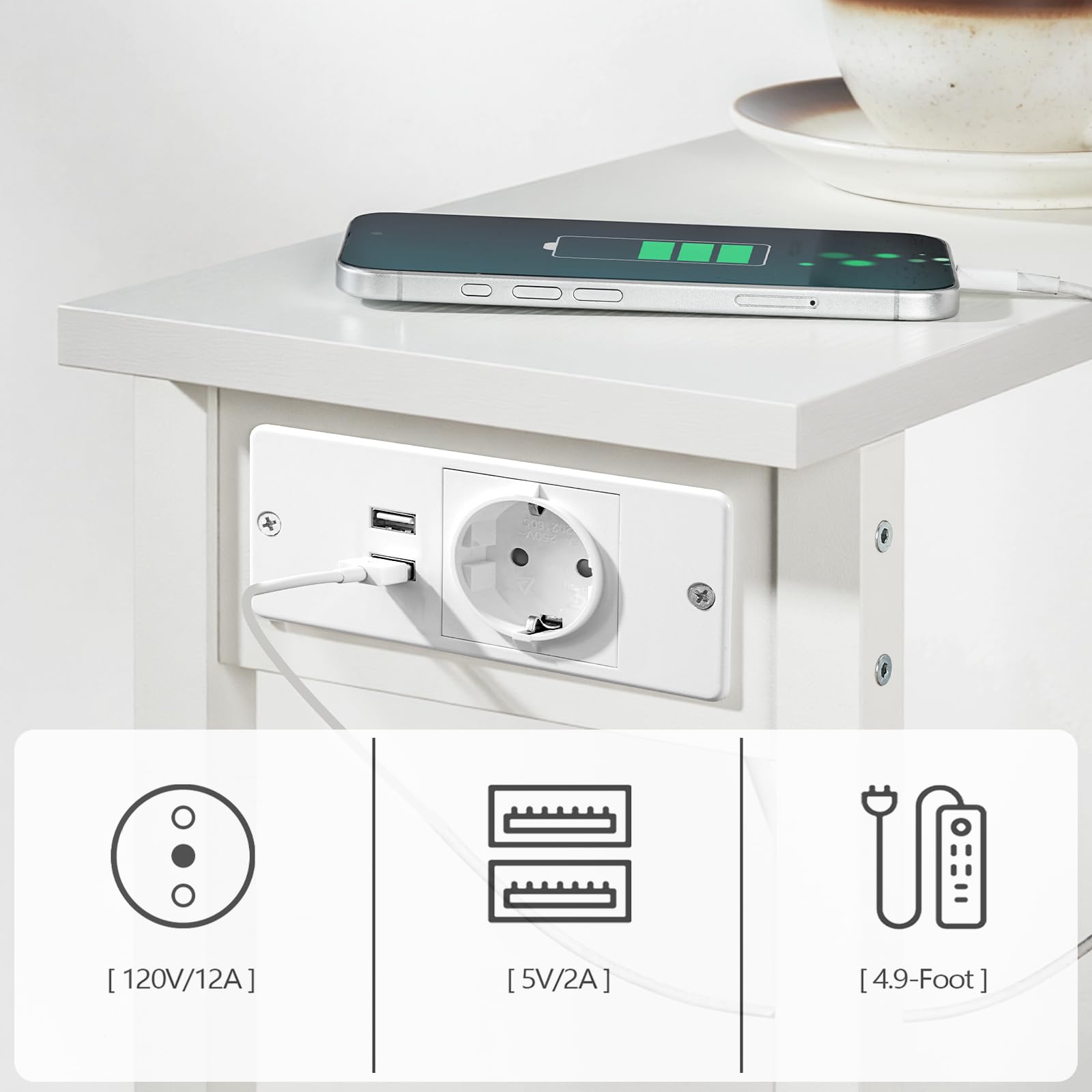 HOOBRO Tavolino Stretto a 2 Ripiani, Tavolino da Divano con Stazione di Ricarica, Comodino con Ripiano Portaoggetti, per Piccoli Spazi, Soggiorno, Camera, Studio, Bianco EWT240CBZ01