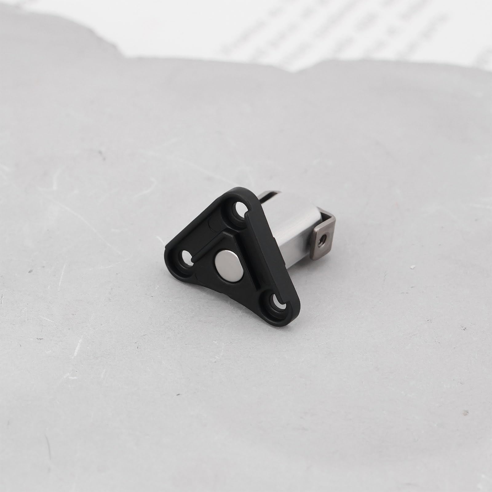 Wał przedniego ramienia drona kompatybilny z DJI Mini 3/Mini 4 Pro 15,6 x 14,5 x 14 mm oś ramienia zawiasy przednie ramię zawiasy części naprawcze drona wspornik przedniego ramienia