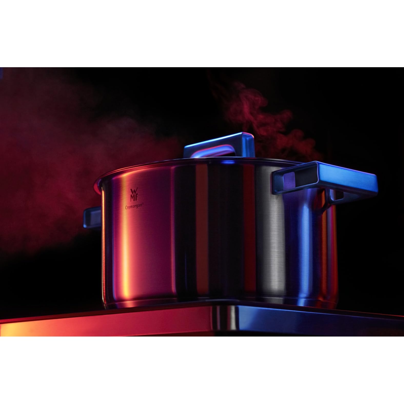 WMF Ultimate Cool Stielkasserolle 16cm mit Deckel, Kochtopf klein 1,4l, Milchtopf Induktion, Cromargan Edelstahl matt, unbeschichtet, Induktions Topf mit Innenskalierung, spülmaschinengeeignet