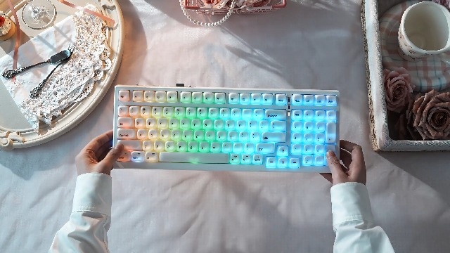 Amazon.com: YUNZII 126-Key Ceramic keycaps Style, MOA Profile