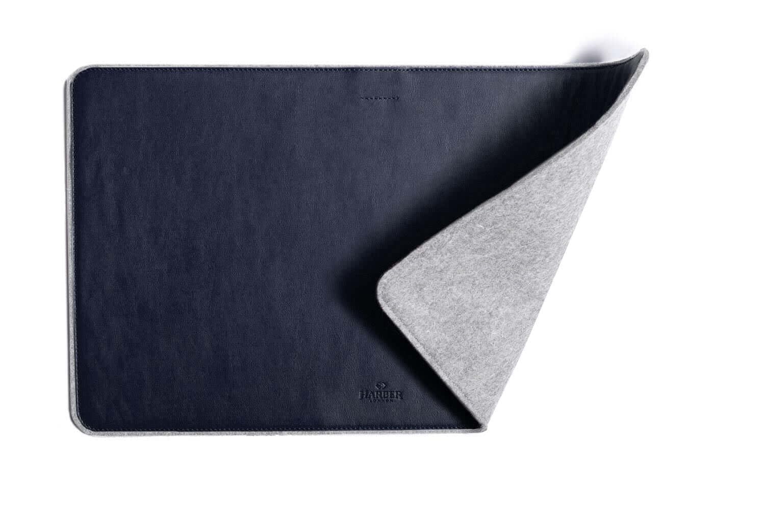 Harber London - Tappetino da scrivania in pelle e feltro | Minimalista | Blu navy | Fatto a mano | Sottomano in feltro "XL" 80 x 45 cm (31,49" x 17,71")