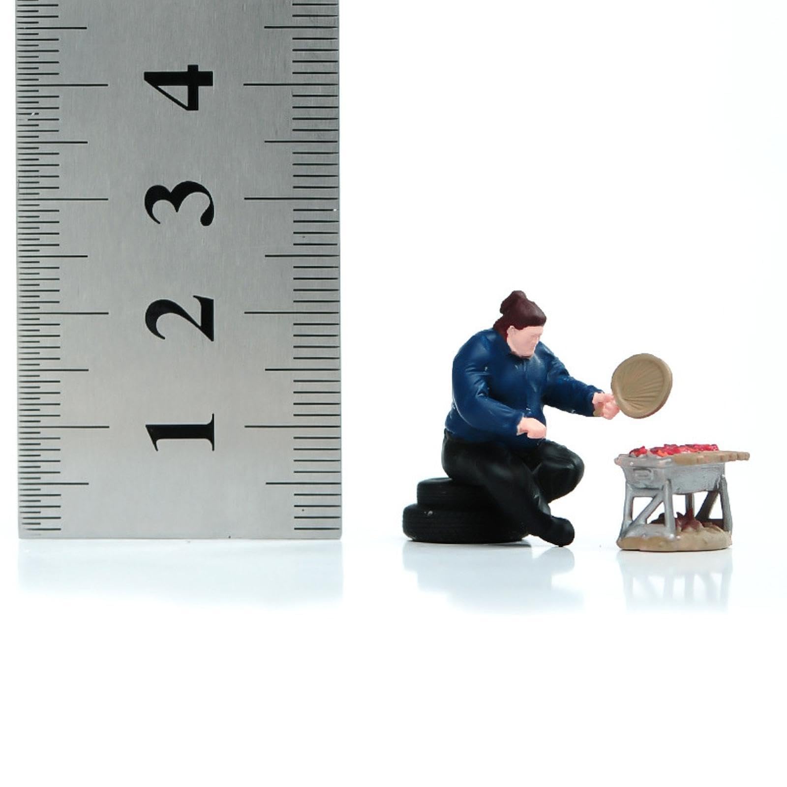 F Fityle Set di modellini di Personaggi per Scene di Barbecue in 1/64, Statuette in Resina da Collezione per Giardino delle Fate, Oggetti di Scena per, Multicolore