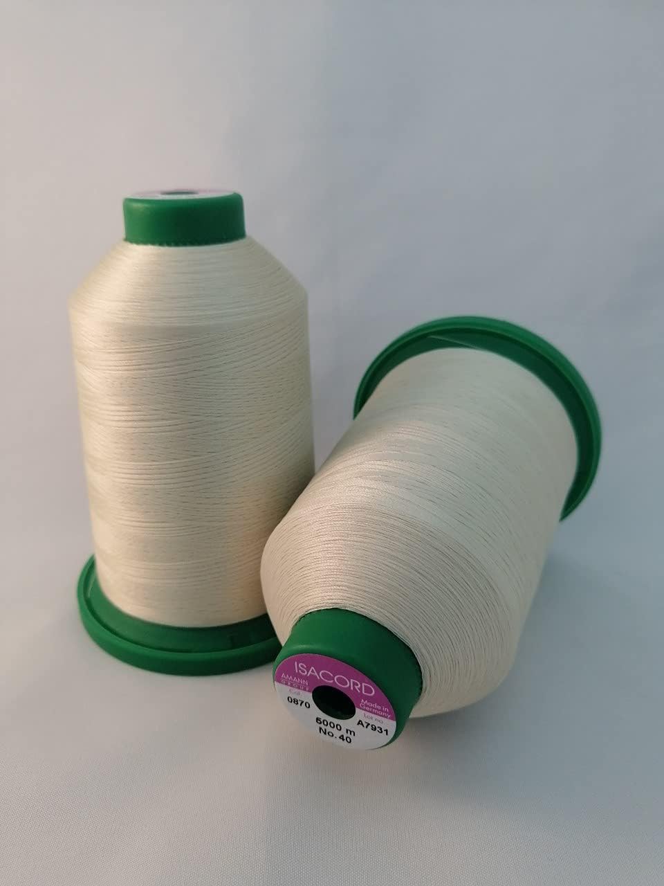 Isacord Embroidery Thread Thread 5000M color 0870