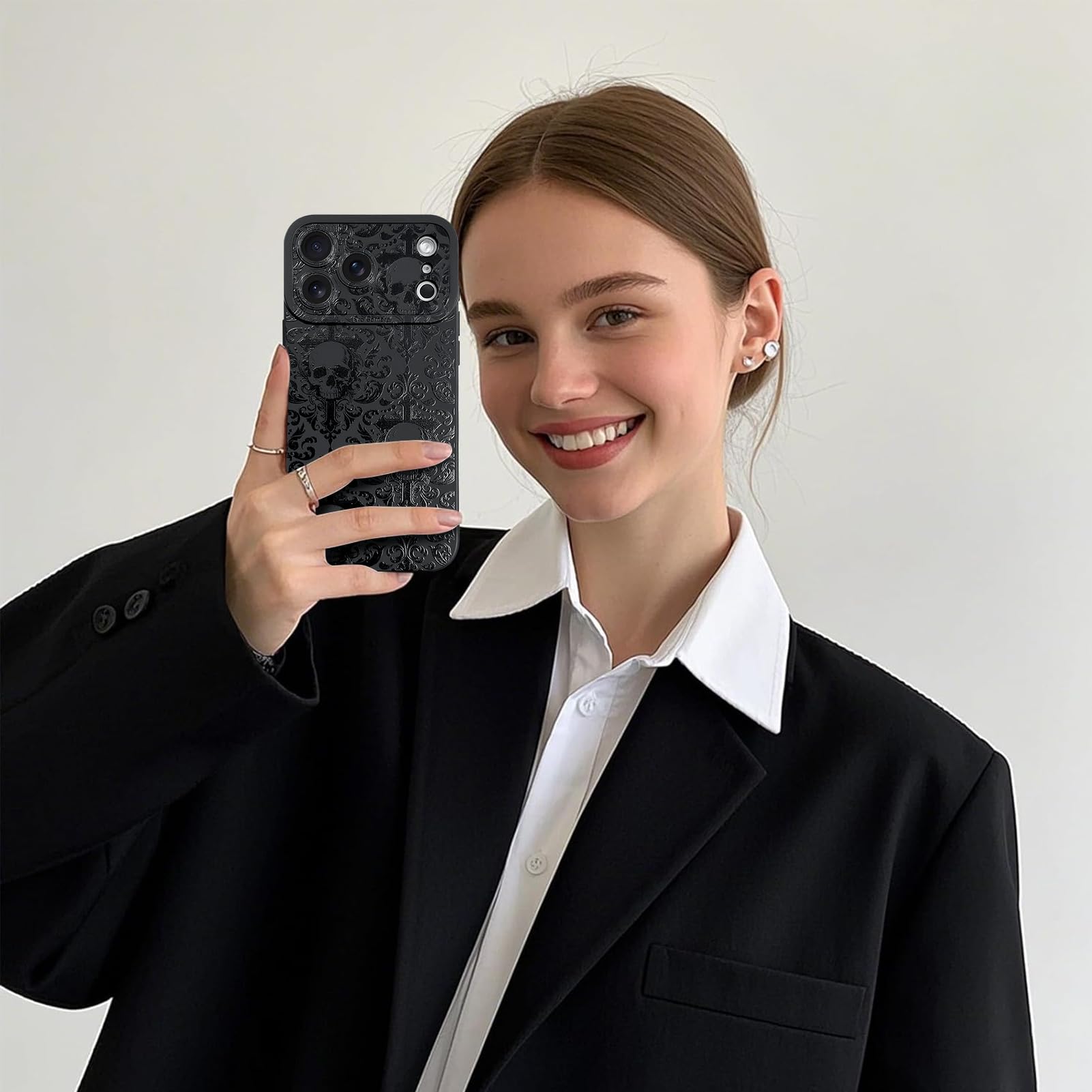 KANGHAR Progettata per iPhone 17 Pro, design estetico gotico con teschio e croce, per donne, ragazze e uomini, protezione completa della fotocamera, sottile, in morbido TPU, antiurto, colore nero