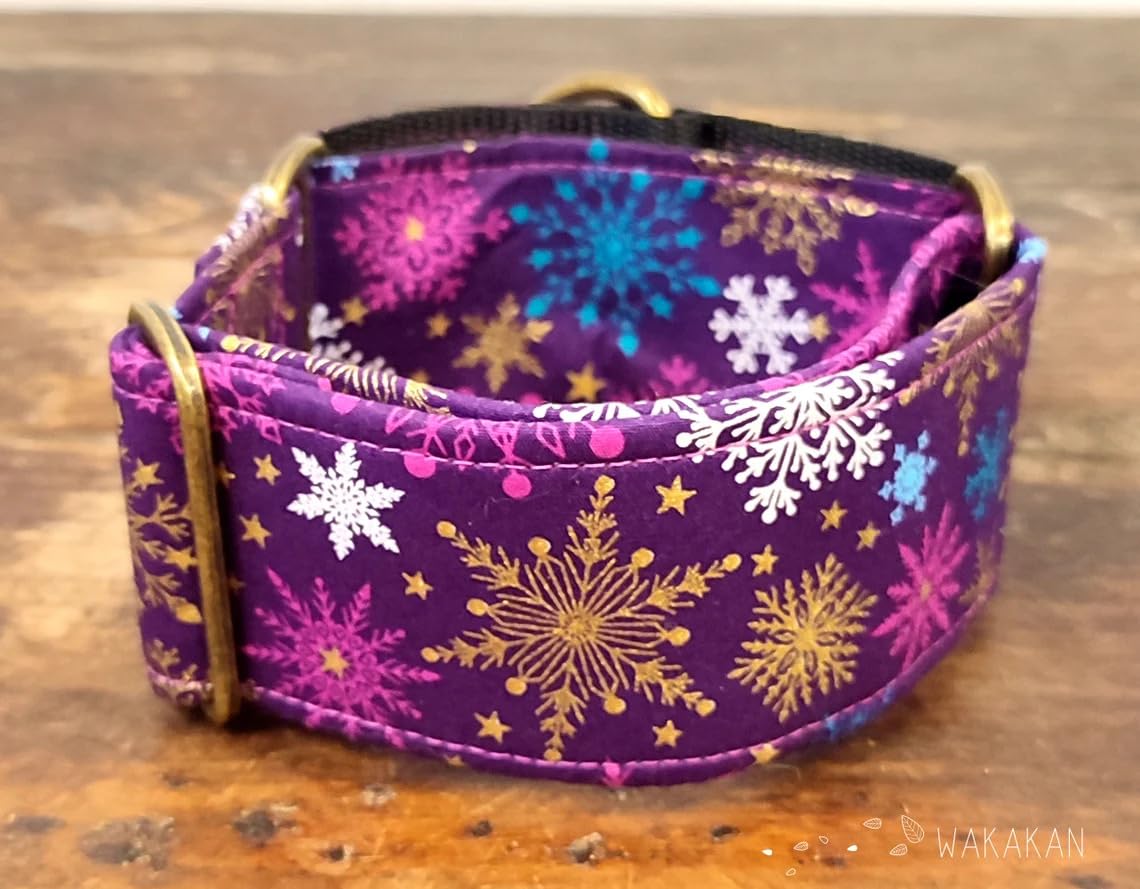 Collar Martingale Para Perro: Let It Snow Magenta, Hecho a Mano en España por Wakakán