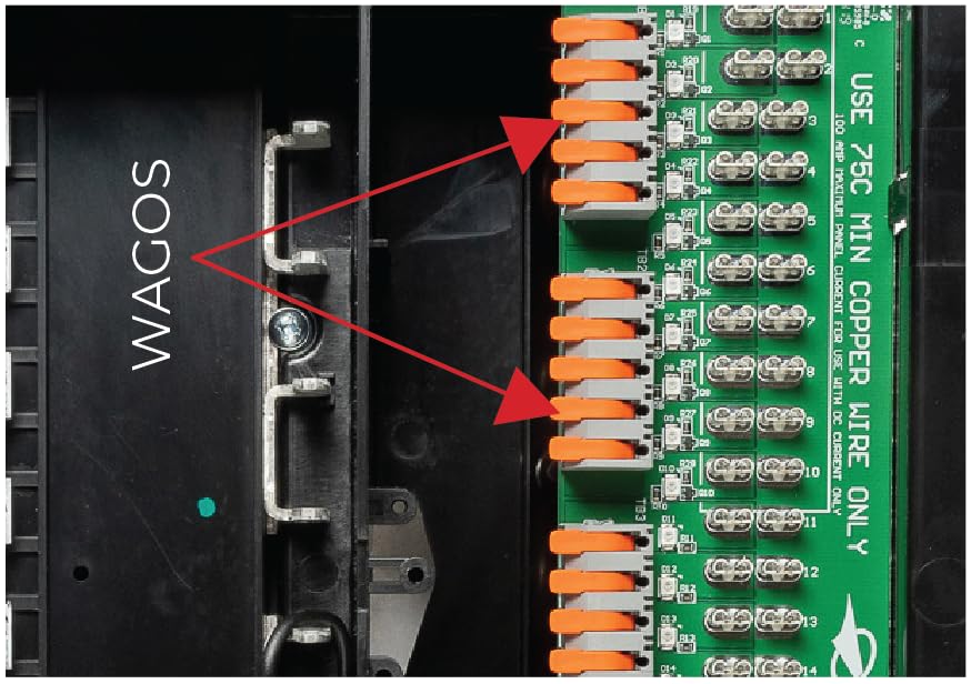 PROG DYNAMIC Progressive Dynamics PD4590AV Inteli-Power 4500 Series All-in-One AC/DC Distribution Panel - 90 Amp