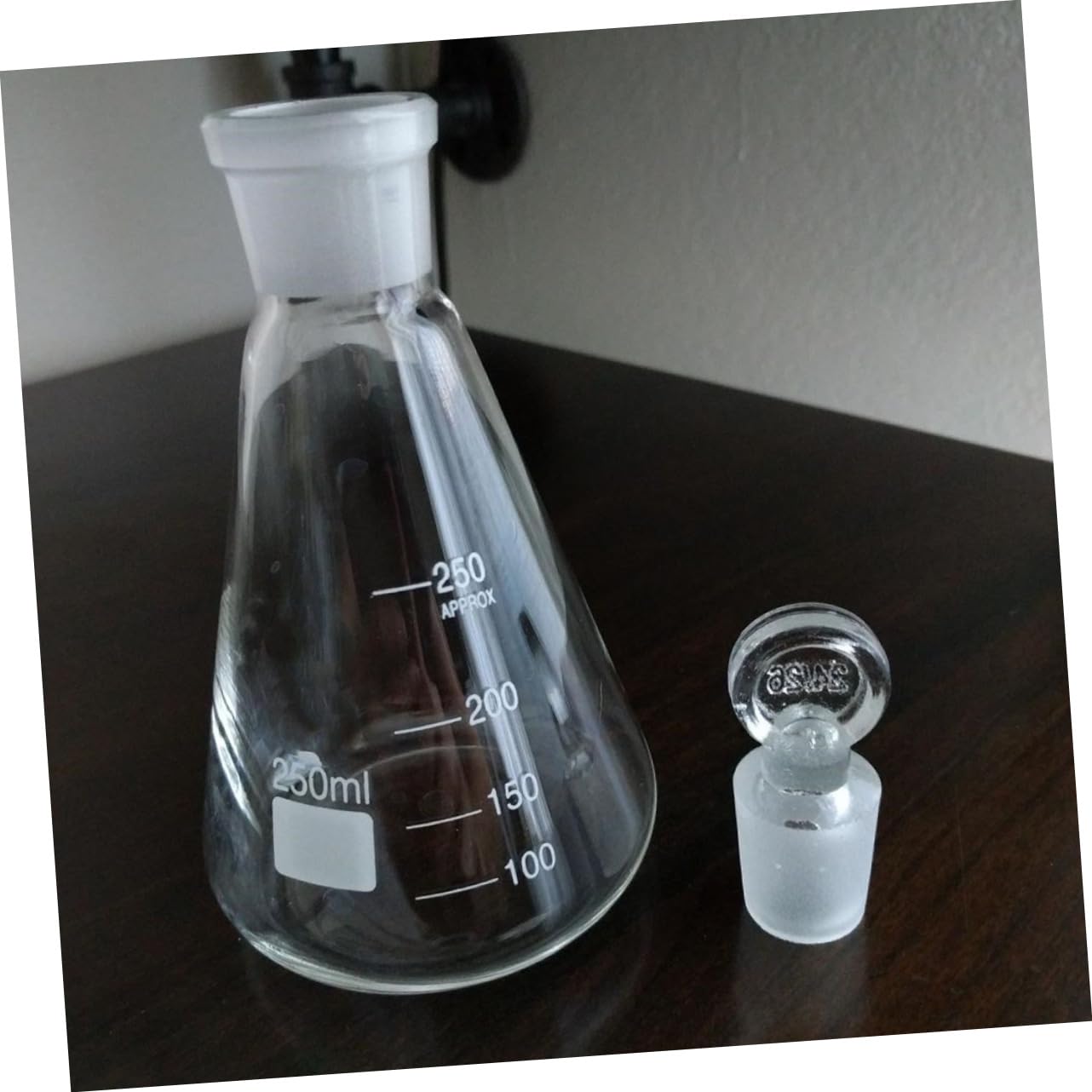iplusmile 3Pcs 250Ml Beuta Di Set con Tappo Conico Boccette Laureato Borosilicato Pallone Cristalleria per Esperimento di Laboratorio di Chimica Studi di Scienza