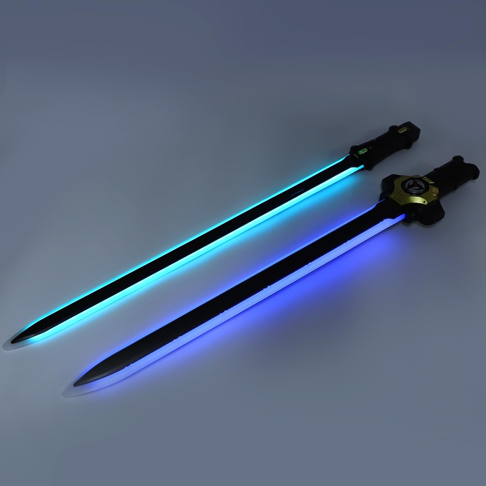 2-in-1 Leuchtschwert, LED-Lichtschwert, leuchtendes Schwert mit mehrfarbigen LED-Sound-Effekten, Scheide für Cosplay-Kampfspiel