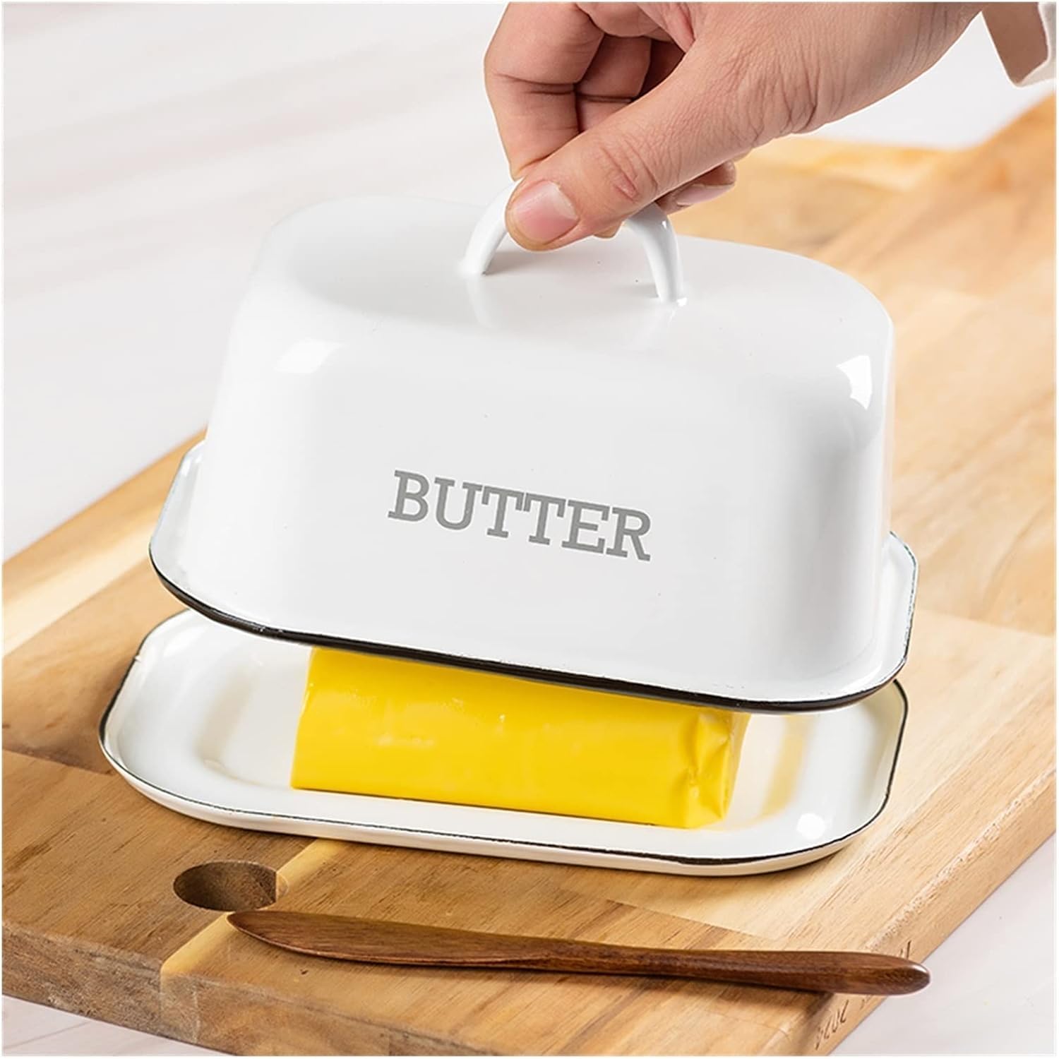 Vintage Gourmet® White Traditional Enamel Steel Butter / Cheese Dish with Covered Lid & Handle 18cm W x 12cm H x 11cm D Retro Unbreakable Farmhouse Kitchen Decor Dinnerware Serveware Retro Nostalgia