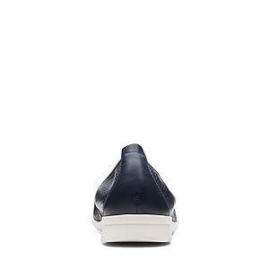 Clarks Womens Jenette EaseBallet Flat
