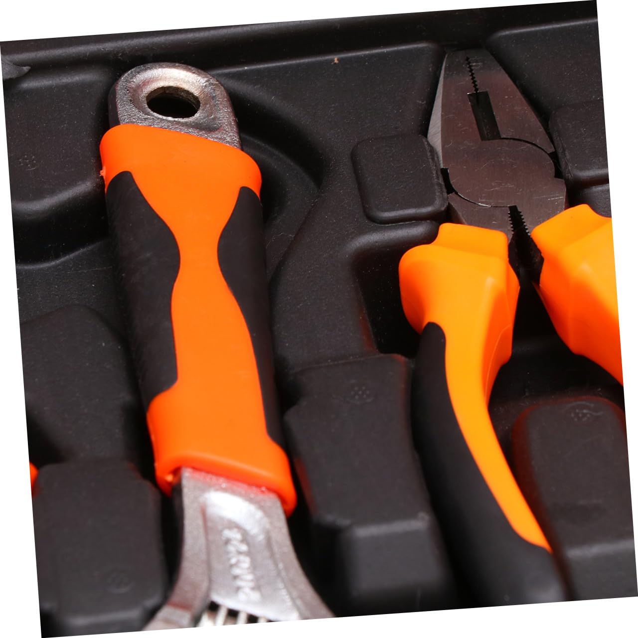 DOITOOL Auto Reparatur Werkzeug Set Ratschen Schraubendreher Set Werkzeugset Für Auto Ratschenschlüssel Reparaturwerkzeug Für Präzisionswerkzeug Für Und Motorräder Für Heimwerkerprojekte