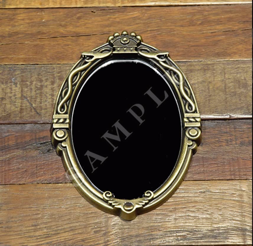 ツイステ展　鏡 Amazon.co.jp: ツイステッドワンダーランド展 手鏡 ツイステ展 闇の鏡