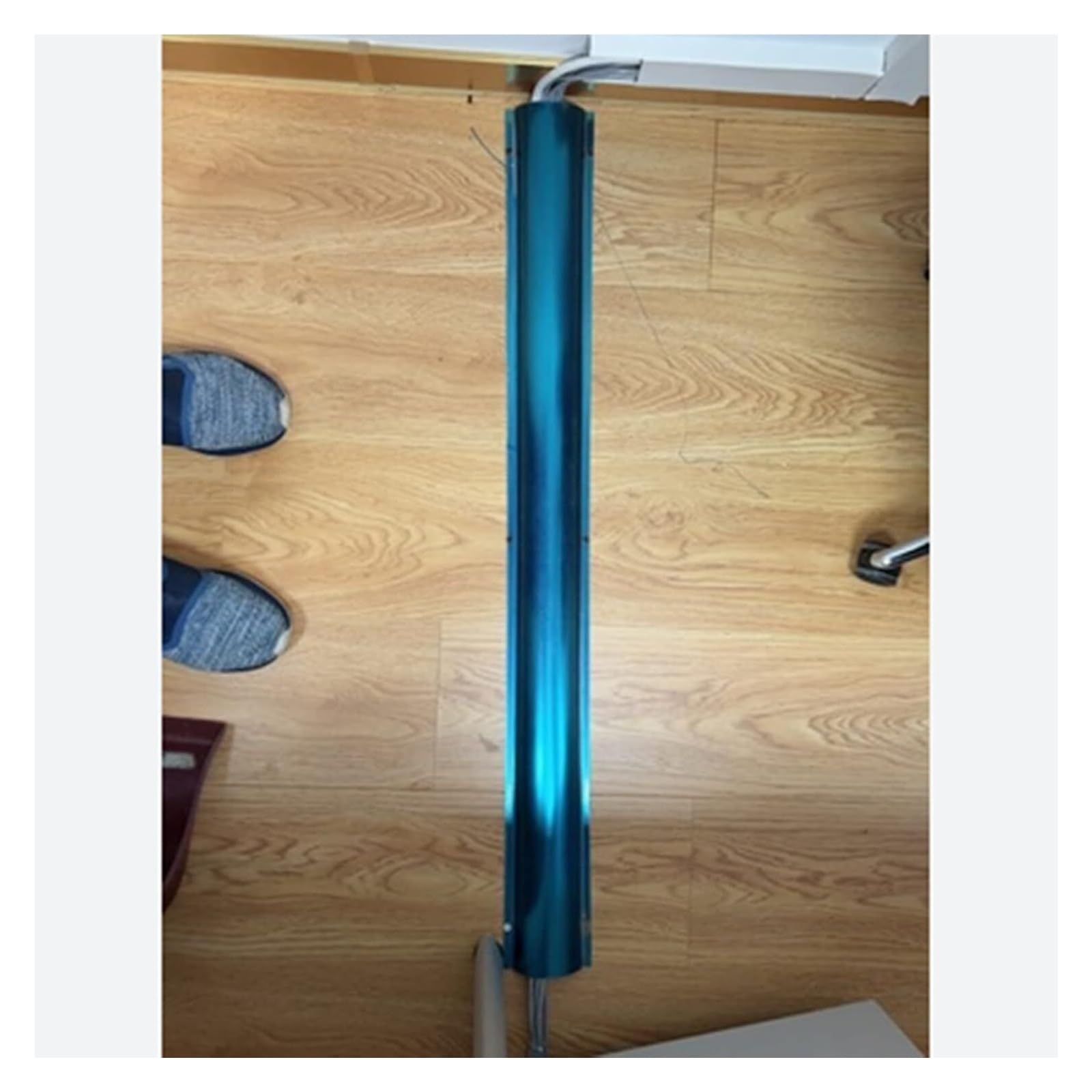 Edelstahl-Kabelkanal, Kabelversteck in Silber, Edelstahl-Kabelkanal for Schreibtisch, Decke, Ecke, Boden, Wand, 1 m lang, dekorativer Kabelkanal for Kabelmanagement(Regular,4cm/1.6in 3 cable)
