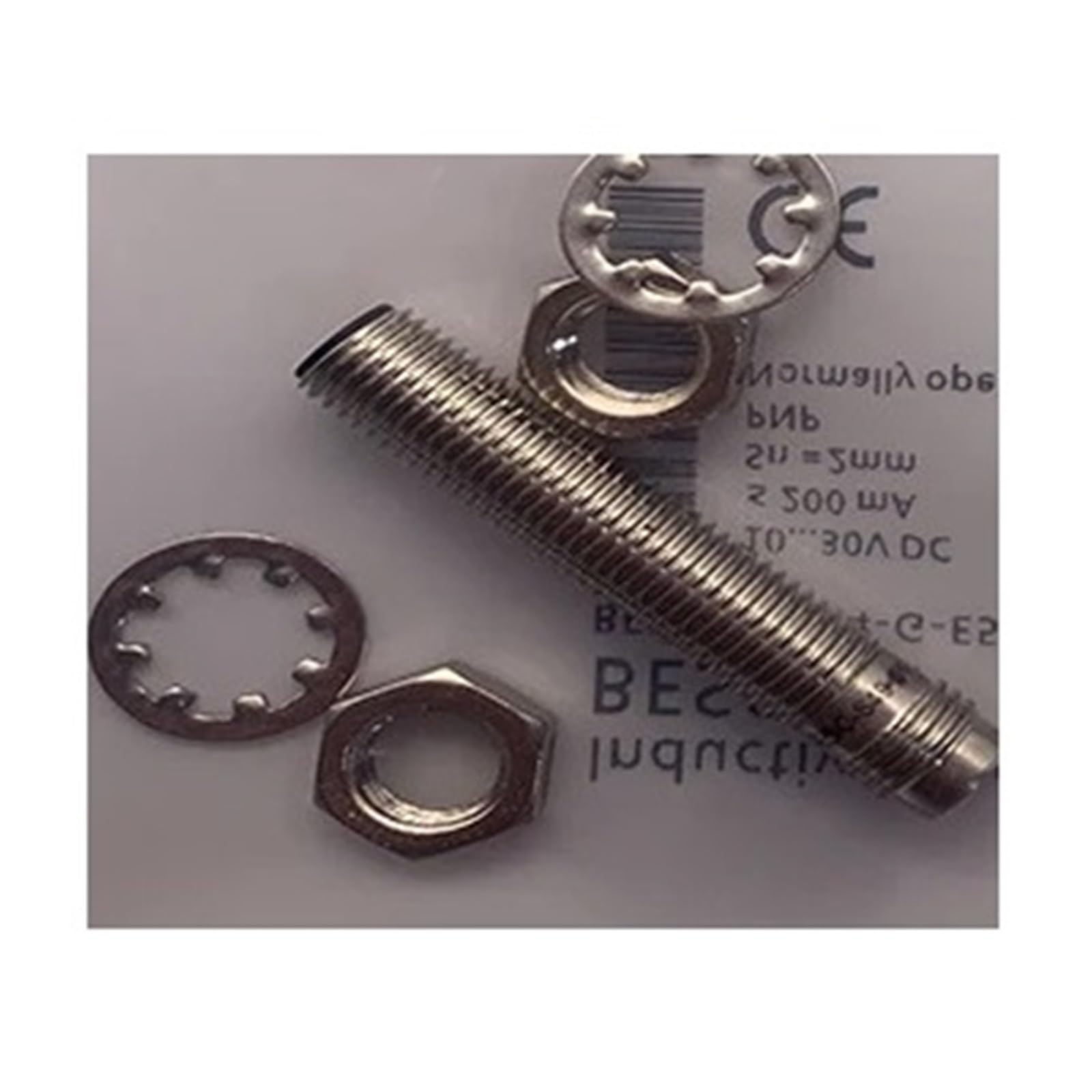 Capteur BES516-324-E5-C-S49 détection haute précision sans contact pour machines de production