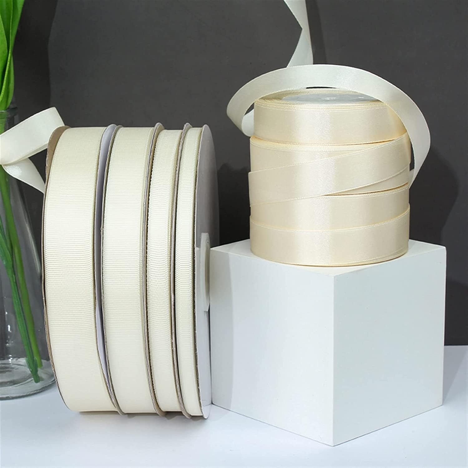 4 Rotoli di Nastro di Raso for Confezioni Regalo 6-75mm di Larghezza 22m/Rotolo Nastro for Confezioni Regalo Fiocchi di Nastro Artigianali for Fiocchi for Capelli, Rifiniture, Cucito e Altri Progetti