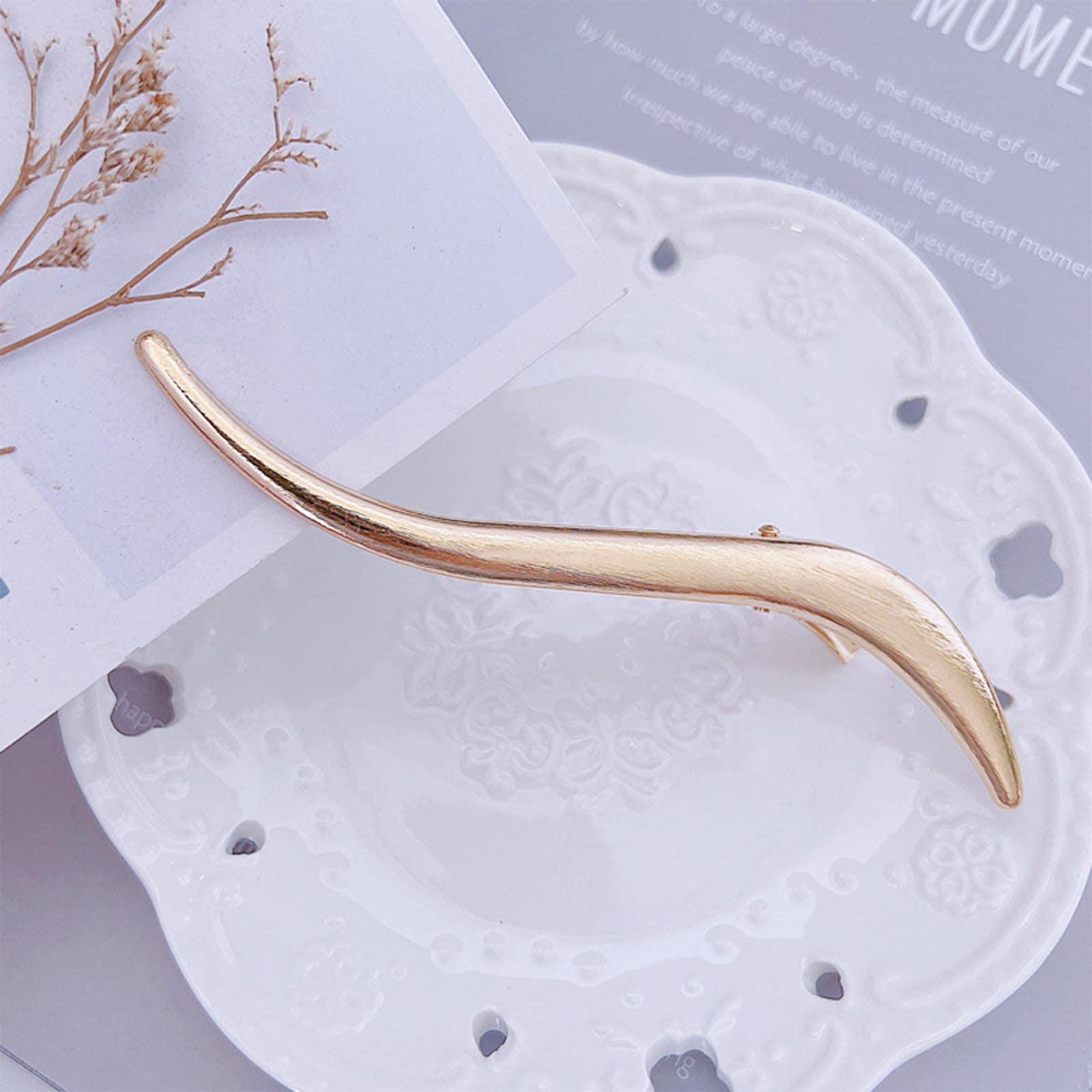 Cybche Metal Hair Clip Barrette Gold Metal Hair Clips Pin Minimalist Side Clip Barrette Alloy Alligator Hairpins Decorative Hair Accessories for Women(Gold2) - Image 3