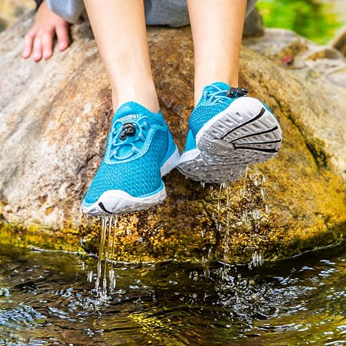 Image of DOUSSPRT Water Shoes for Kids Boys Girls Quick Dry Beach Sports Swim Pool Aqua Shoes for Toddler /Little Kid /Big Kid