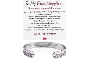 Svana Design Granddaughter/Daughter Bracelet: A Timeless Symbol of Love