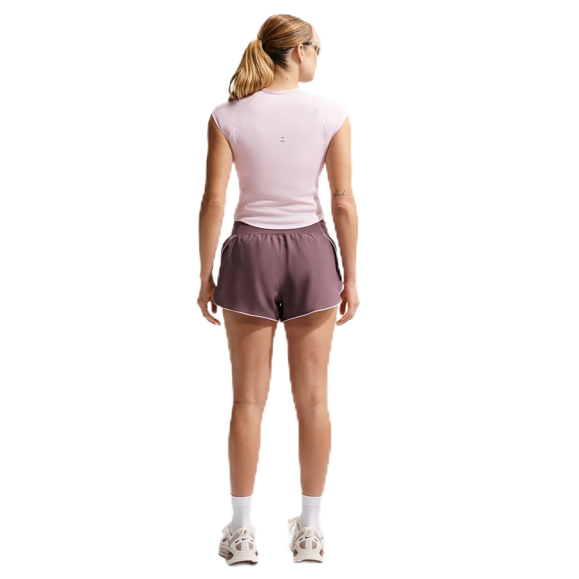 Nike - W Nk Tempo FLW Swsh Mr DF Shrt, Pantaloncini Donna