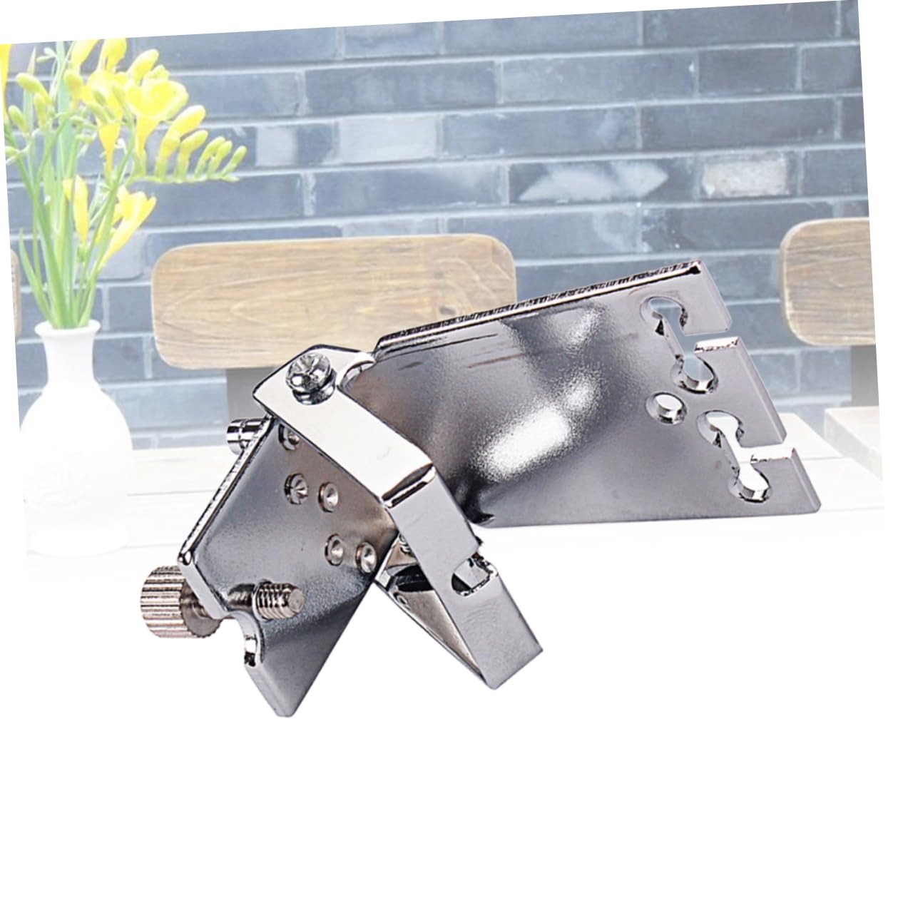 BESPORTBLE 5 Strings Metal Drawplate Tailpiece for Banjo Strings Tremolo Unit Accessory Durable Silver Finish for Enhanced Performance and Elegance