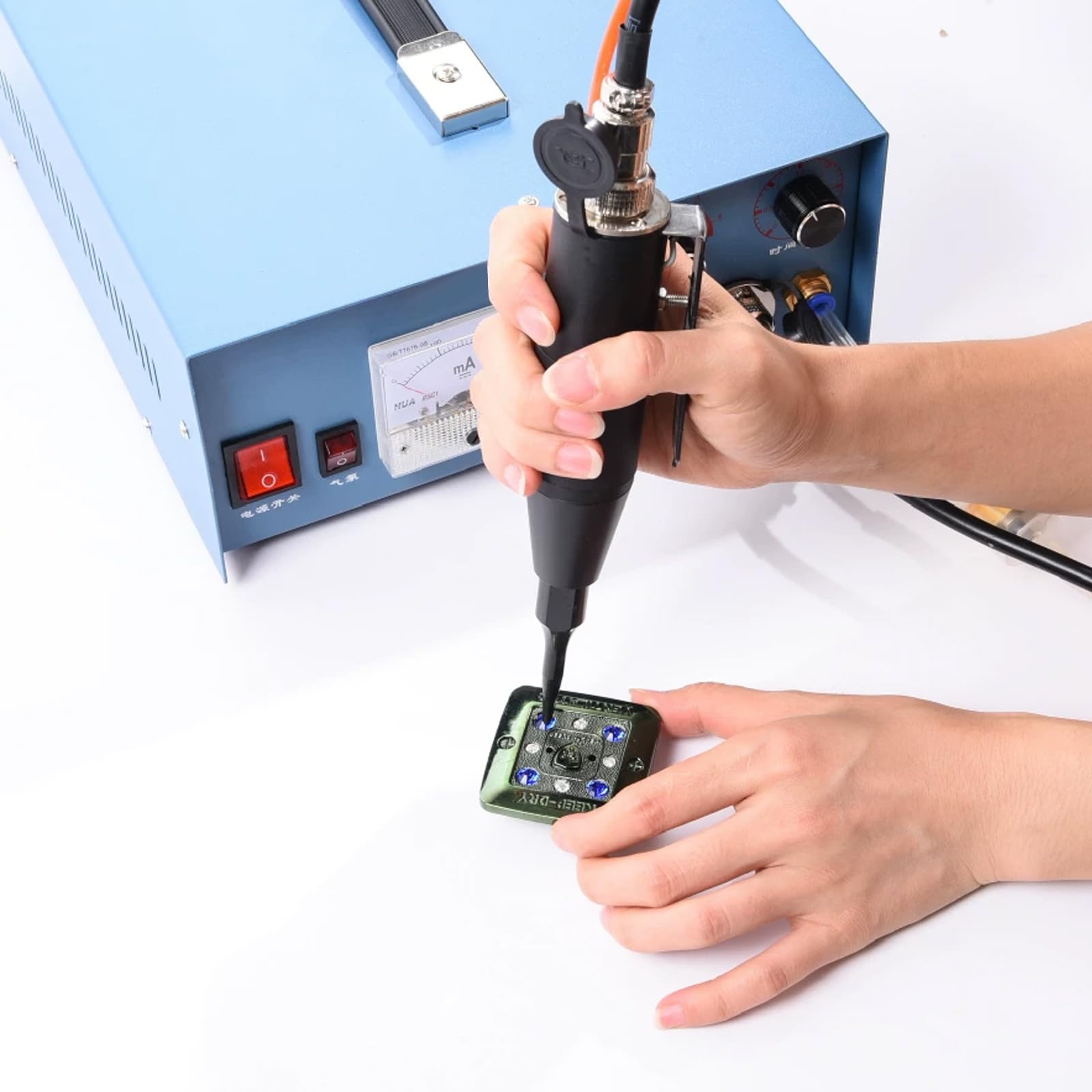 Applicatore Autoadescante a Caldo,Strumento for Applicazioni di Strass | Tempo Regolabile e 5 Livelli di Potenza,Ideale per Riparazioni di Abbigliamento e Applicazione di Strass su Abiti da Sposa