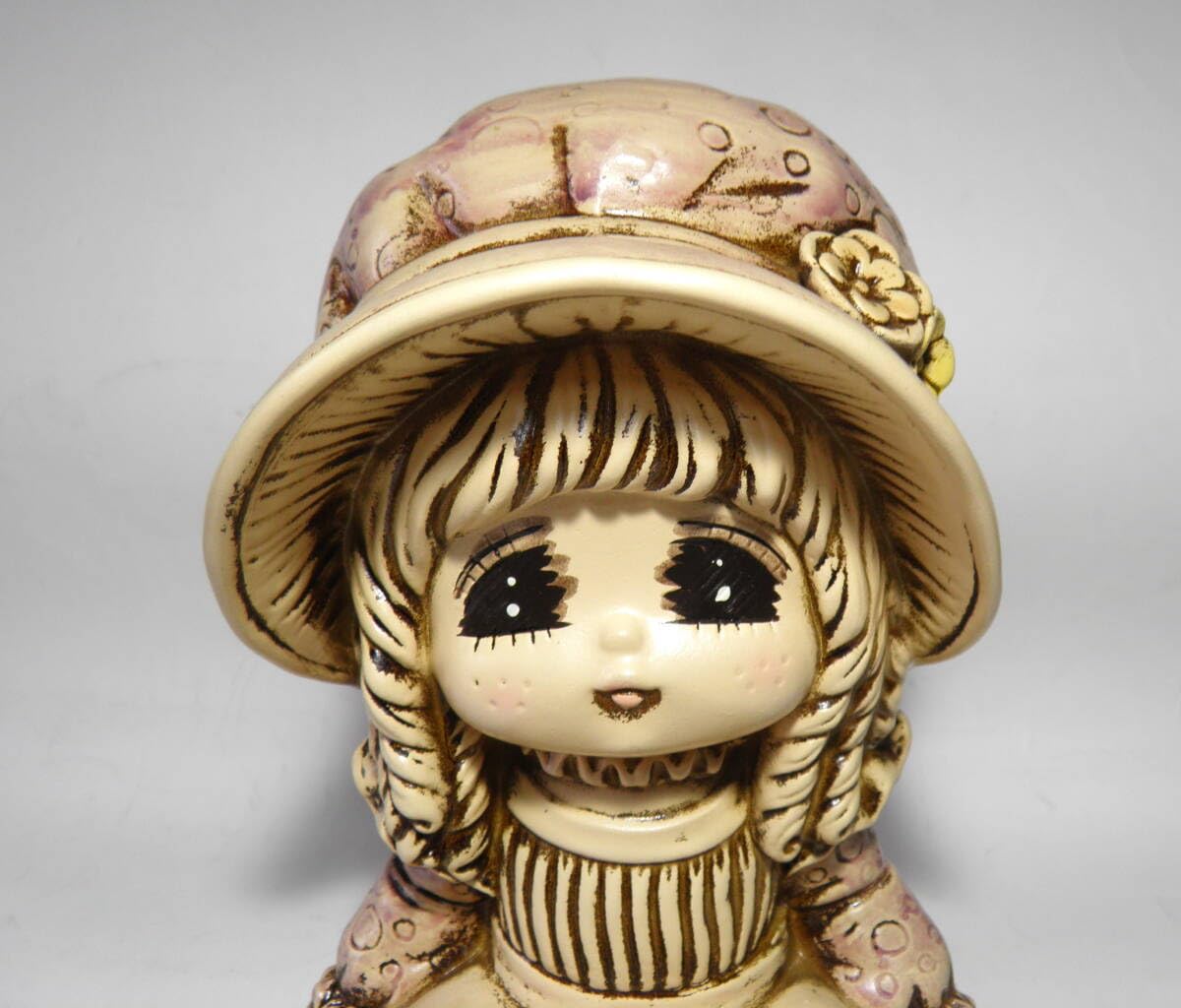 陶器製ジェジェちゃん　立ち　貯金箱 Amazon.co.jp: MIDORI BY FUJIKA 貯金箱 マドモアゼル ジェジェ 陶器