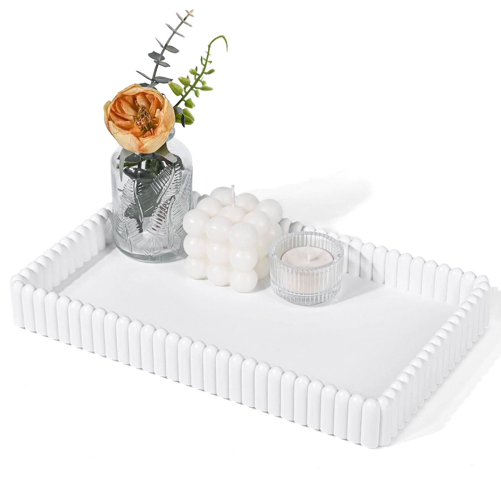 Plateau décoratif moderne en béton blanc au design épuré pour comptoir