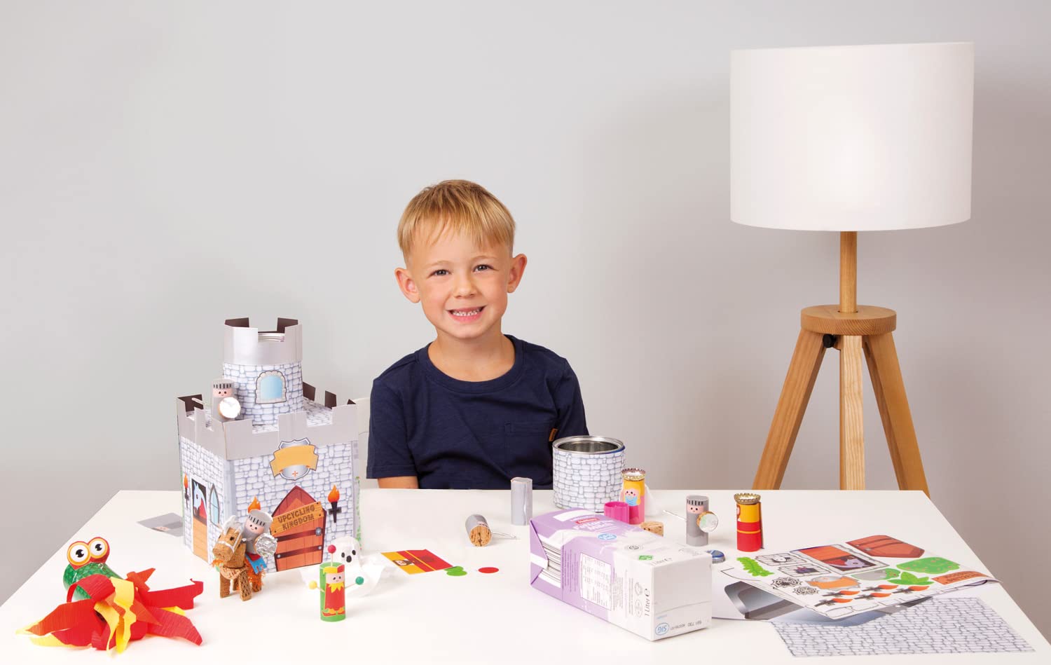 Lena Set Bricolage Eco Upcycling Village – Papier Et Matériaux Recyclés – Dès 6 Ans – Créatif Et Durable