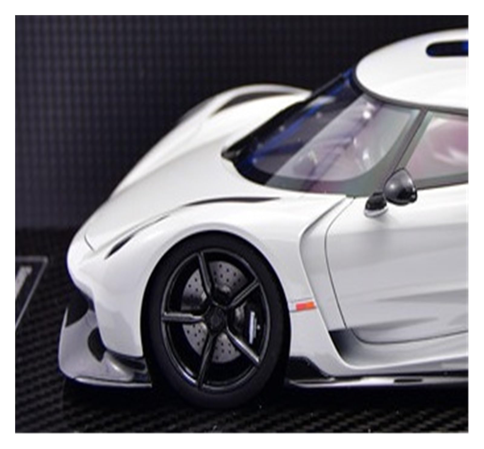 ミニカー Koenigsegg Jesko Absolut RLC KOENIGSEGG JESKO ABSOLUT / 2025 RLC Exclusive - ホットウィール通販