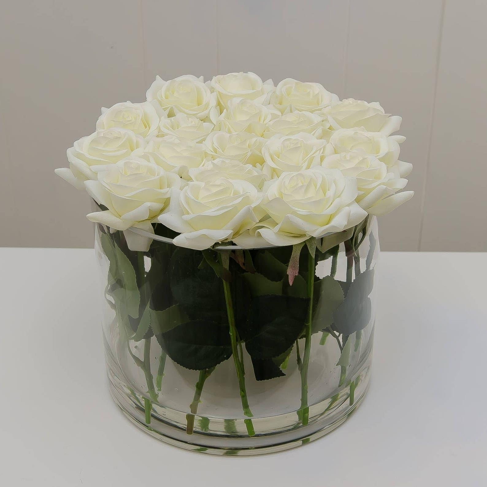 Centro de mesa de rosas artificiales para decoración del hogar y fiestas, lujoso arreglo floral blanco para boda y sala de estar