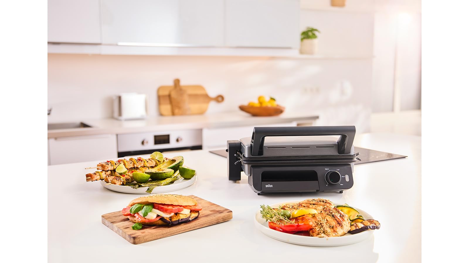 Braun MultiGrill 5 CG 5010, Plancha Eléctrica con Control Electrónico y Bandeja Recoge Grasa Extraible, 3 Posiciones de Cocción, Placas Extraibles y Lavables en Lavavajillas, 2000W, Negro