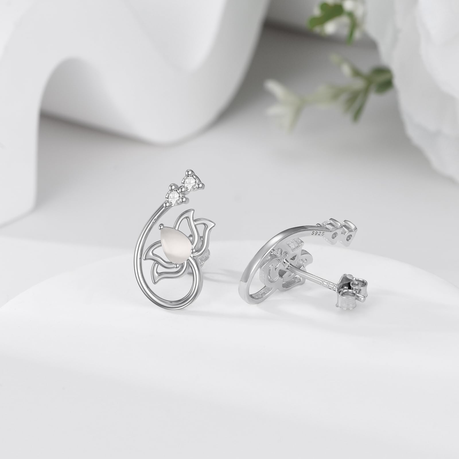 Lotus Blume Ohrringe für Damen Silber 925 Mondstein Ohrstecker Blume Knorpel Ohrringe Schmuck Geschenke für Frauen Mädchen