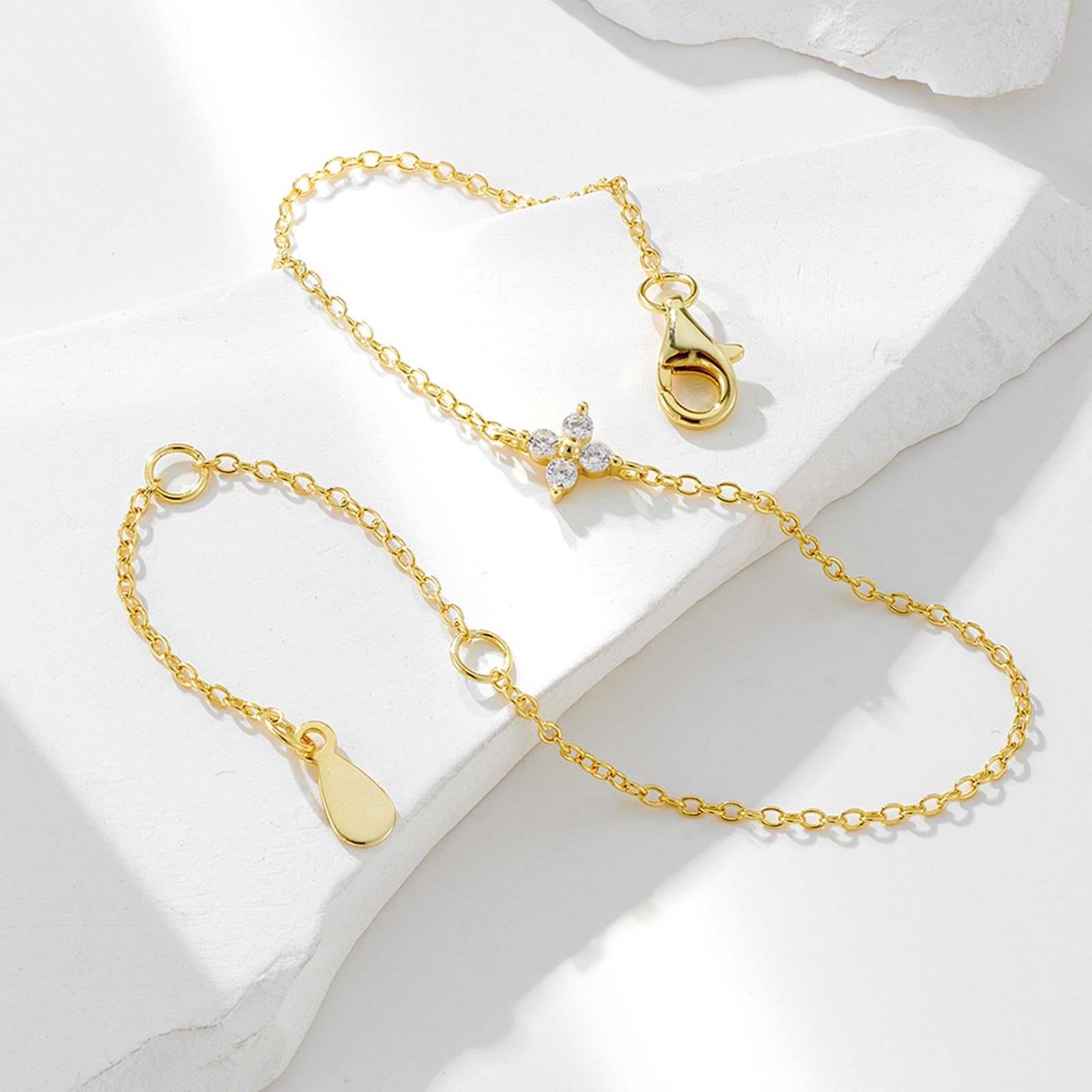 Vierblättriges Kleeblatt Armreif für Damen mit Diamant, 14K Gold Armband für Sie, 9K/14K/18K Gelbgold