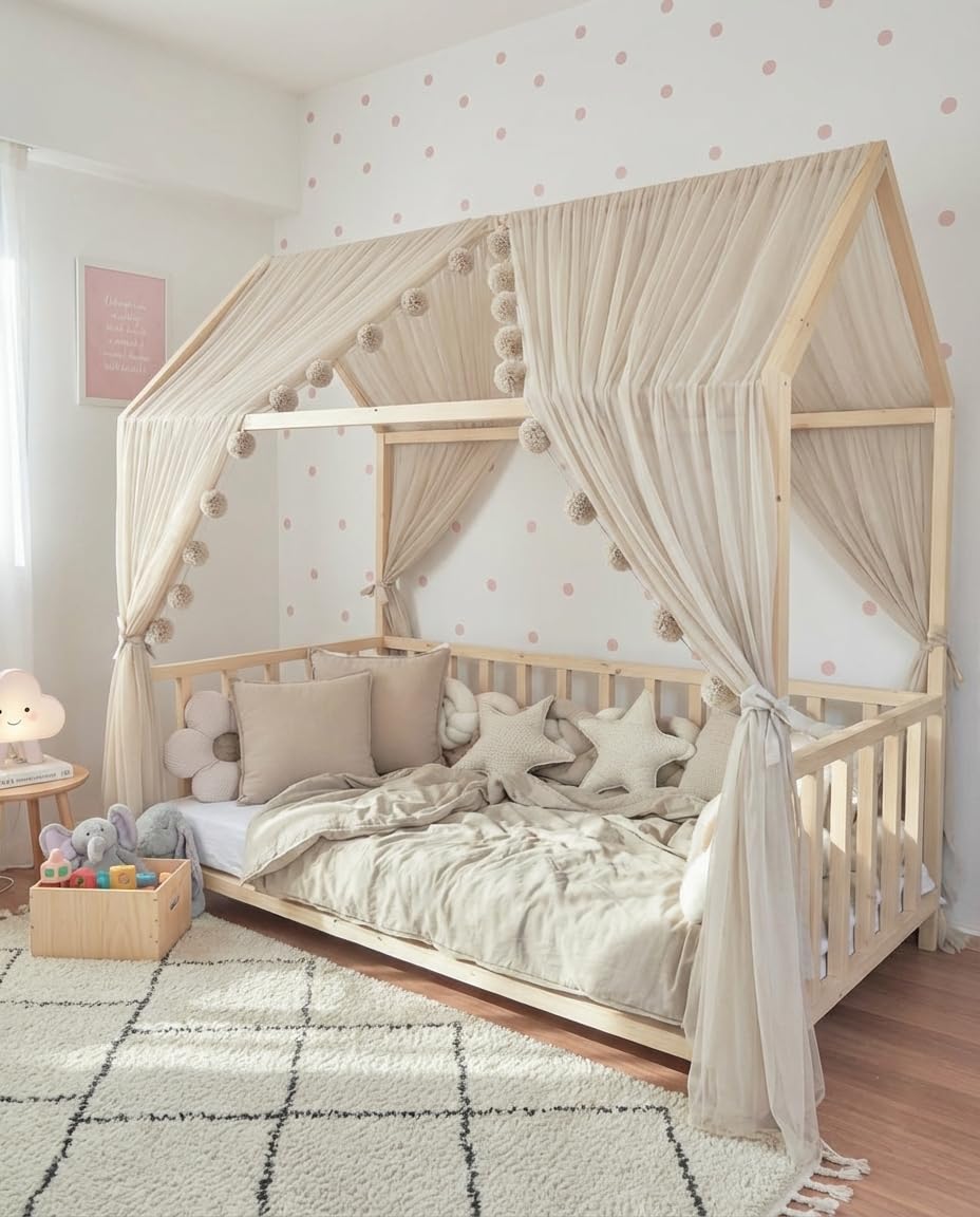 Baby Fancyroom Hausbett Himmel beige Betthimmel Deko Set Kinderzimmer für Kinderbett Baldachin Pompongirlande aus Premium Tüll für Hausbetten Hausbetthimmel (300cm, ohne Pompomgirlande)