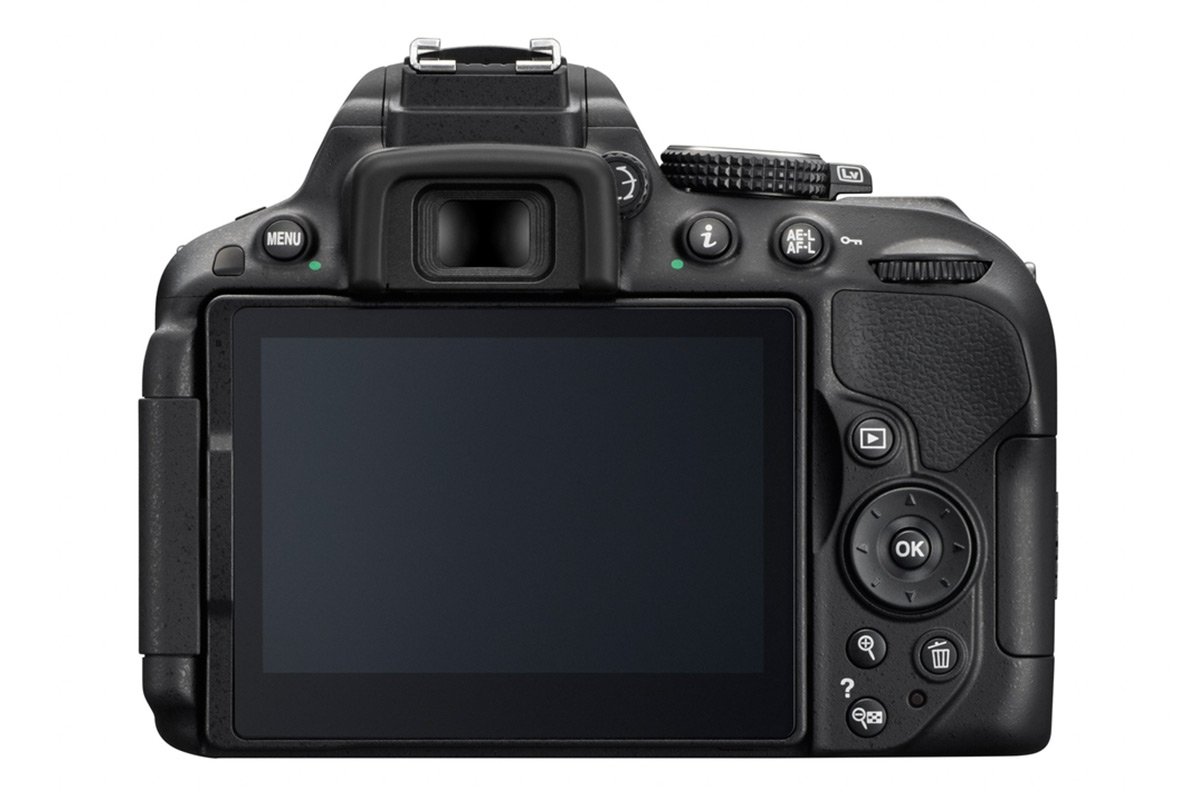 Nikon D5300 Kit con objetivo AF-S DX 18-55mm VR - Cámara réflex