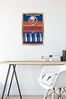 Vista 16 de Trends International NHL New York Islanders - Champions 23 Wall Poster, 34L x 22.4W, Mahogany Framed Version