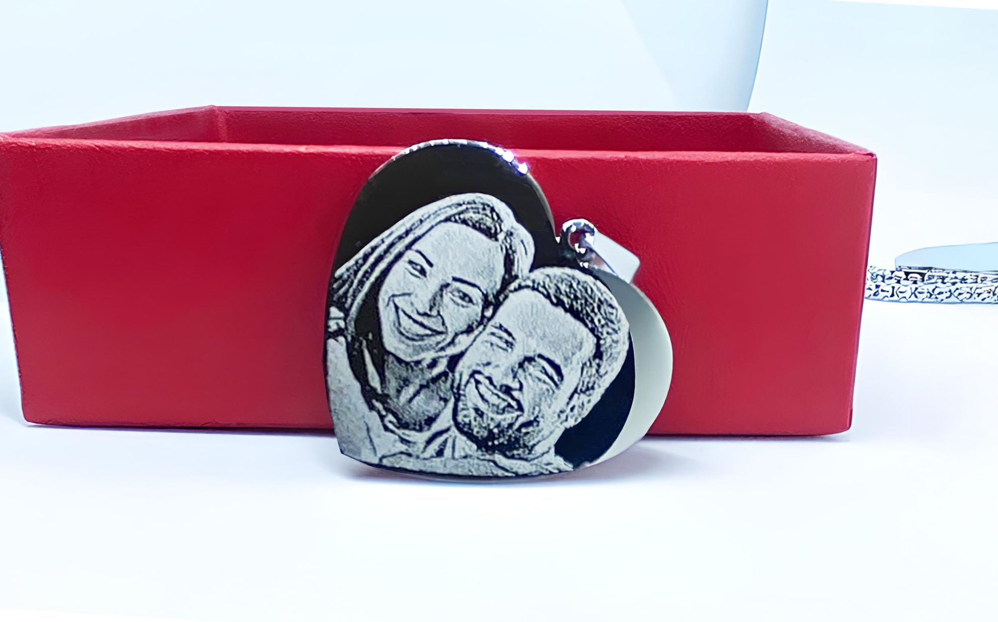Collar Corazón con Foto Grabada | Medalla Personalizada para Mujer | Acero Inoxidable con Imagen y Texto en el Reverso | Joya Regalo con Fotograbado en Forma de Corazón