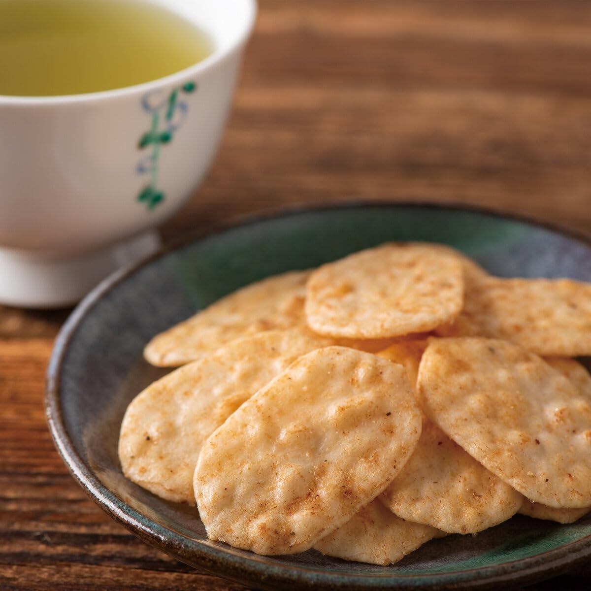 久世福商店 日の出家富山湾の宝石 しろえびせんべい万能だし味 20袋入× 10袋 Amazon.co.jp: しろえび せんべい 万能だし味 富山湾の宝石 : 食品