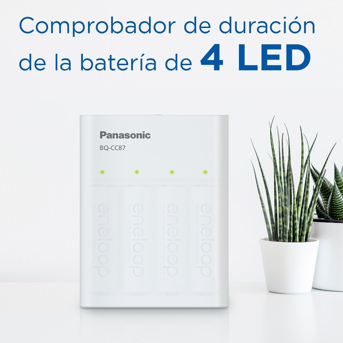 eneloop SmartPlus Travel Cargador USB, para 1-4 Pilas Recargables AA/AAA, 2.25h de Tiempo de Carga, 10 Funciones de Seguridad, 4 Pilas eneloop AA (2000 mAh) Incluidas